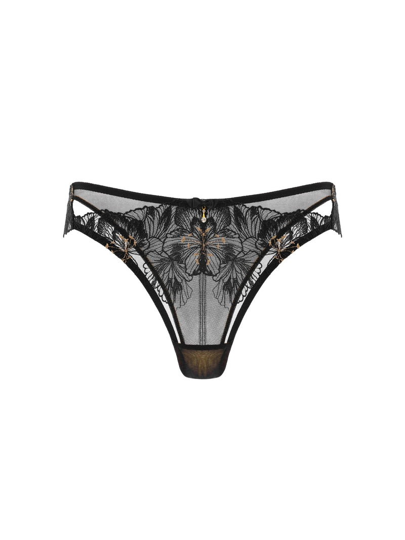 Iris Thong - Sugar8 Studio